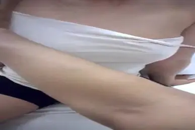 Abg Amoy Baju Putih Hotpants Di Remes Tete Nya