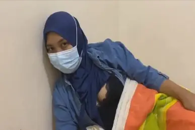 Jilbab Bispak Bikin Penasaran Ngewe Brutal Memek Basah